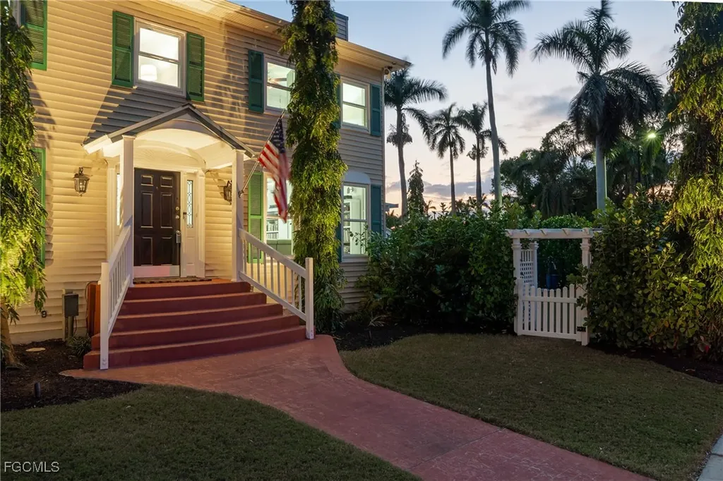 1410 El Prado Avenue Fort Myers FL 33901