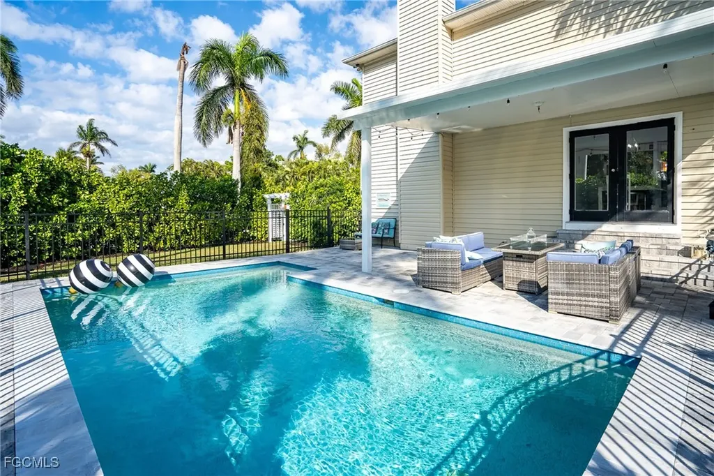 1410 El Prado Avenue Fort Myers FL 33901