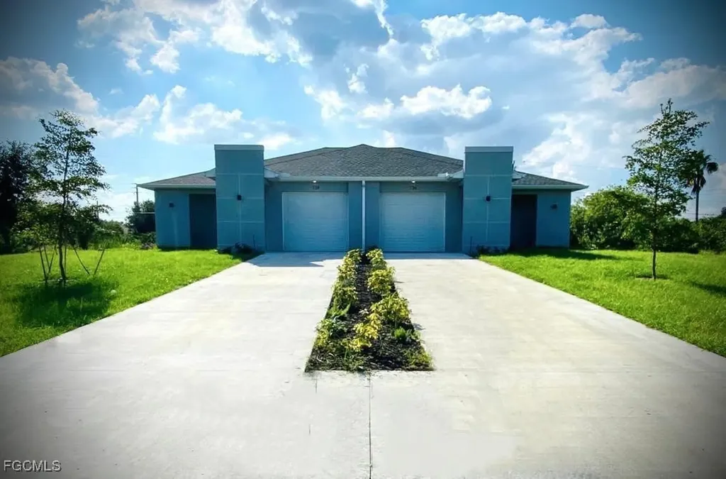 738 Gretchen Avenue S Lehigh Acres FL 33973