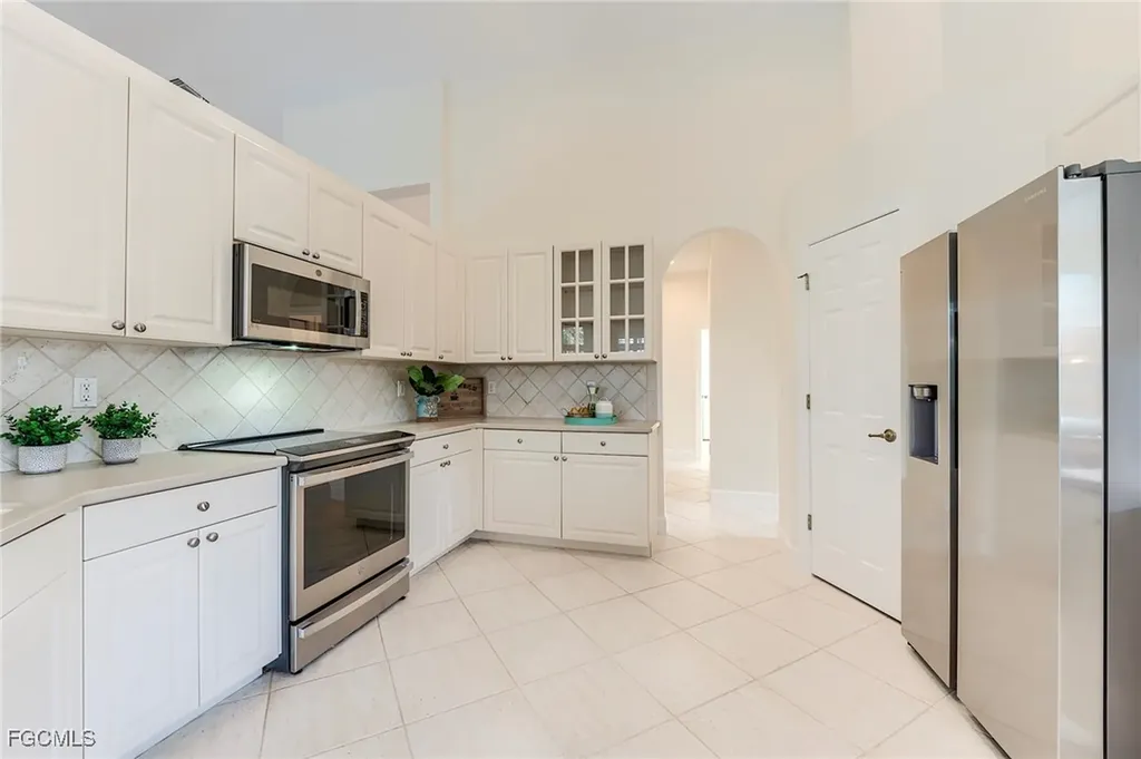 8865 New Castle Drive Fort Myers FL 33908