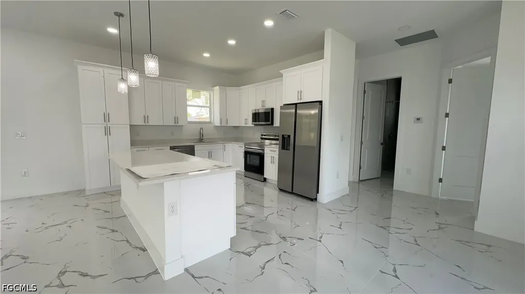 2605 E 18th Street Lehigh Acres FL 33972