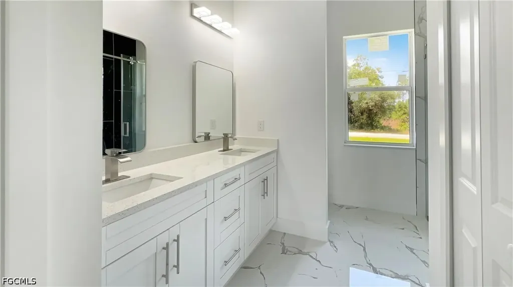 2605 E 18th Street Lehigh Acres FL 33972