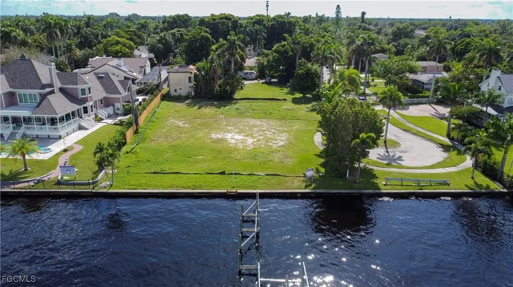 1301 Rio Vista Avenue Fort Myers FL 33901