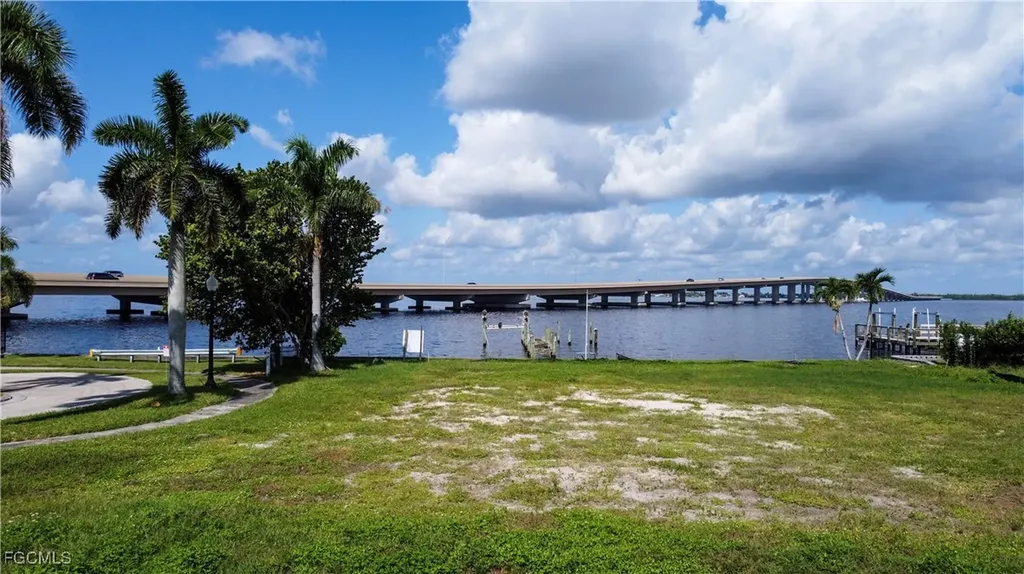 1301 Rio Vista Avenue Fort Myers FL 33901