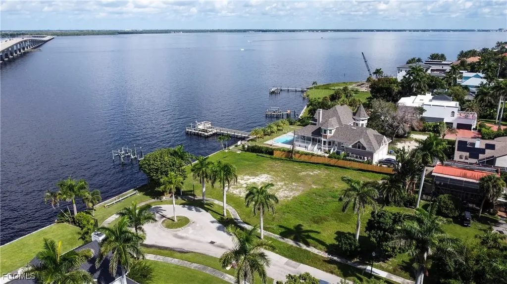 1301 Rio Vista Avenue Fort Myers FL 33901