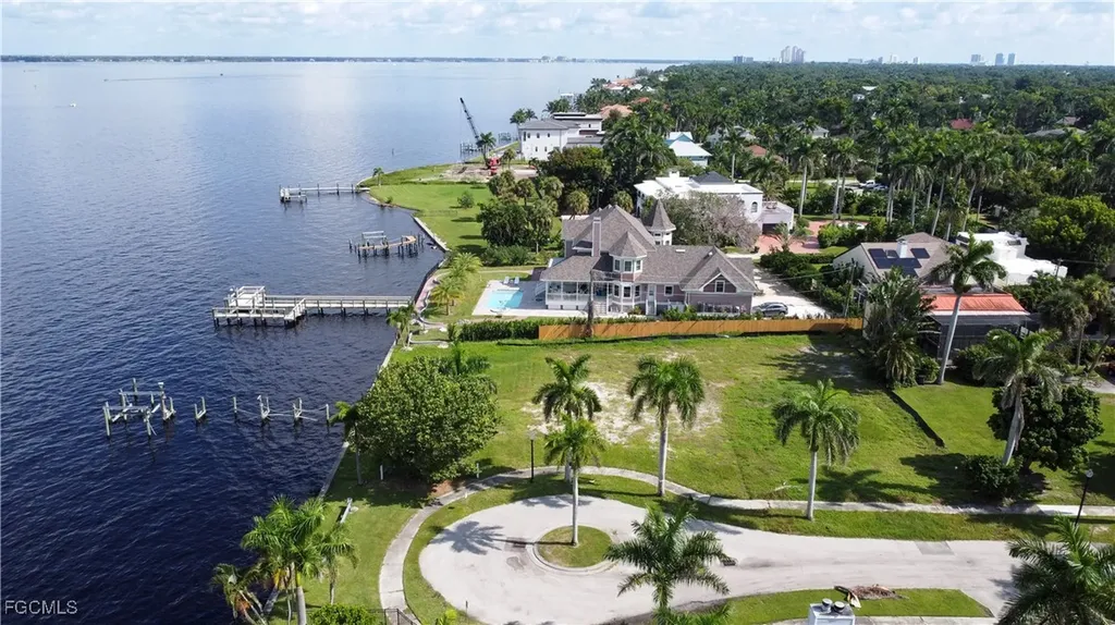 1301 Rio Vista Avenue Fort Myers FL 33901