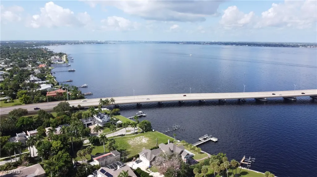 1301 Rio Vista Avenue Fort Myers FL 33901