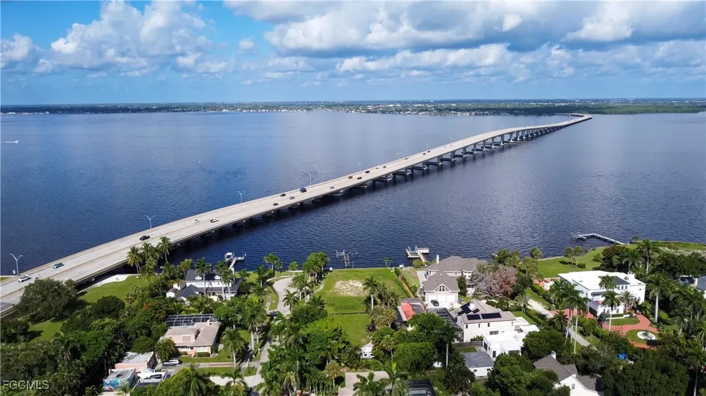 1301 Rio Vista Avenue Fort Myers FL 33901