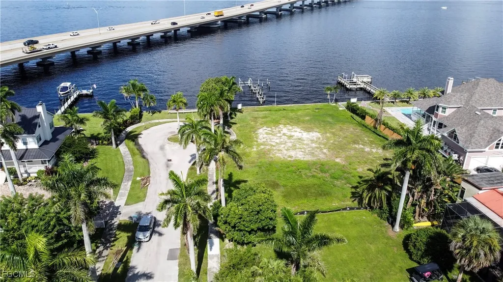 1301 Rio Vista Avenue Fort Myers FL 33901