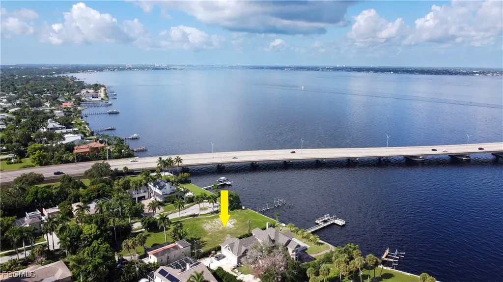 1301 Rio Vista Avenue Fort Myers FL 33901