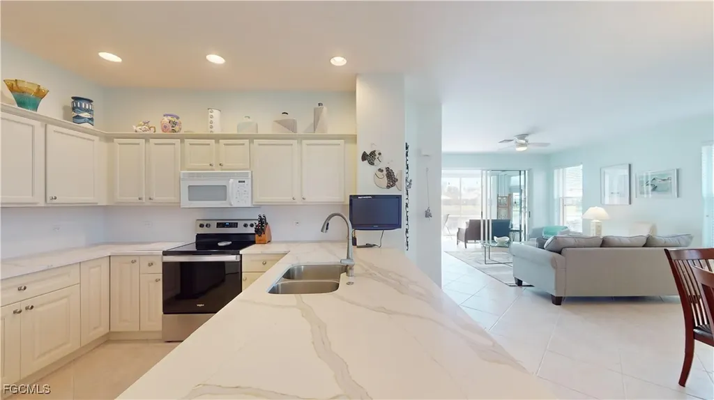 8797 E Bay Circle Fort Myers FL 33908