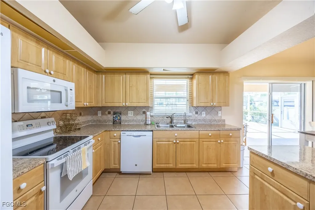 334 NE 17th Street Cape Coral FL 33909