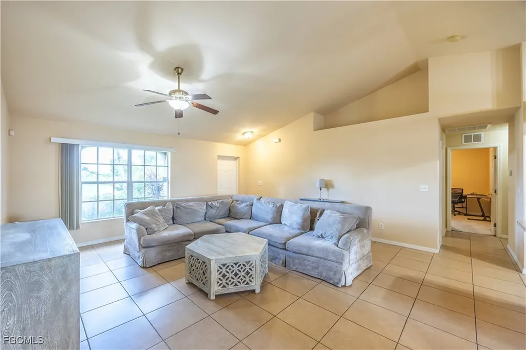 334 NE 17th Street Cape Coral FL 33909
