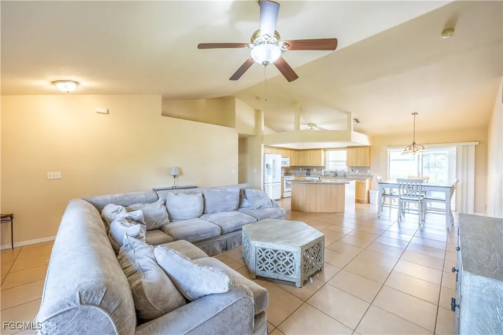 334 NE 17th Street Cape Coral FL 33909