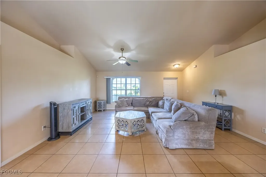 334 NE 17th Street Cape Coral FL 33909