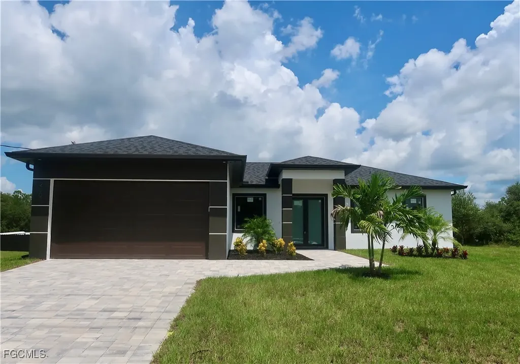 2607 E 18th Street Lehigh Acres FL 33972