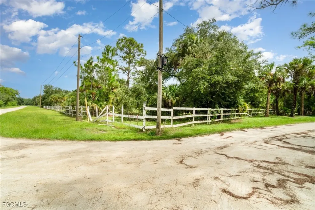 1175 Everglades Avenue Clewiston FL 33440