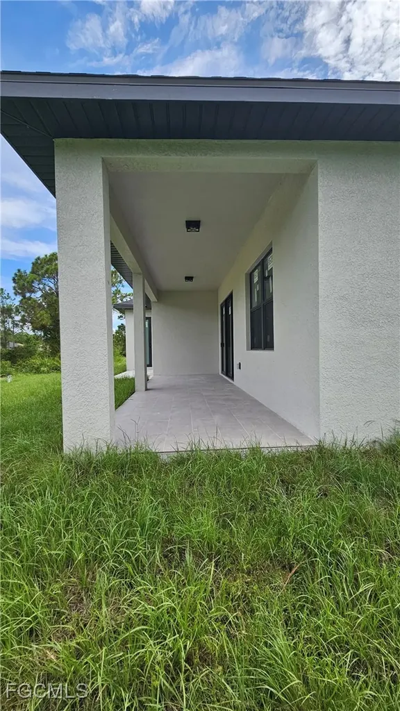 1102 Greenwood Avenue Lehigh Acres FL 33972