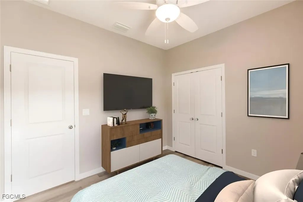 328 NE 8th Terrace Cape Coral FL 33993