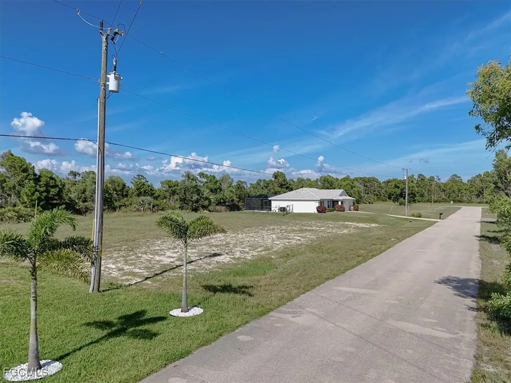 3423 NW 46th Lane Cape Coral FL 33993