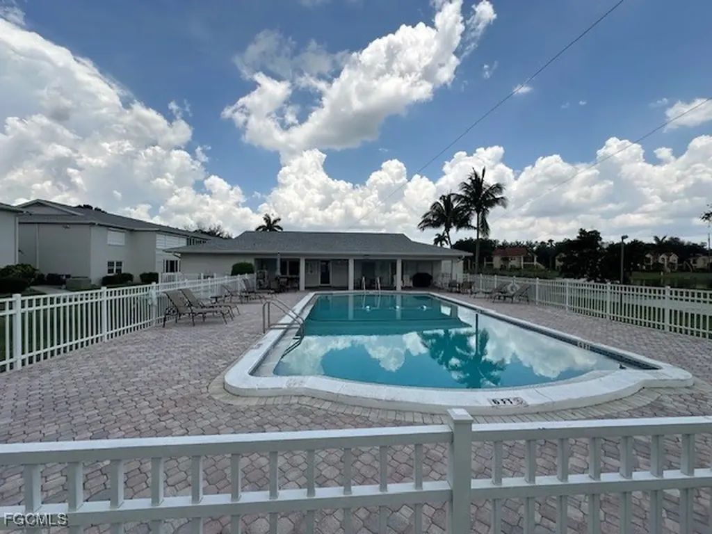 1830 Brantley Road Fort Myers FL 33907
