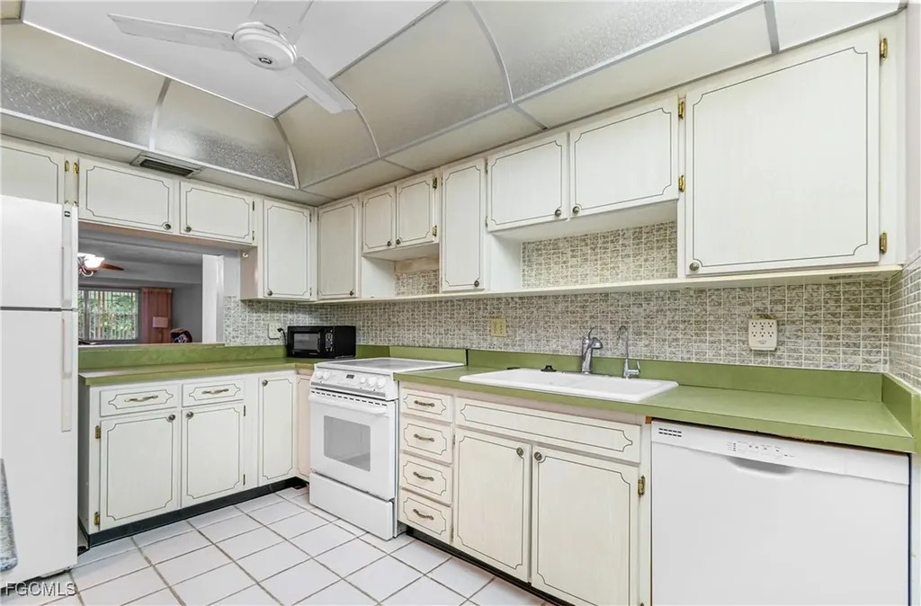 1830 Brantley Road Fort Myers FL 33907