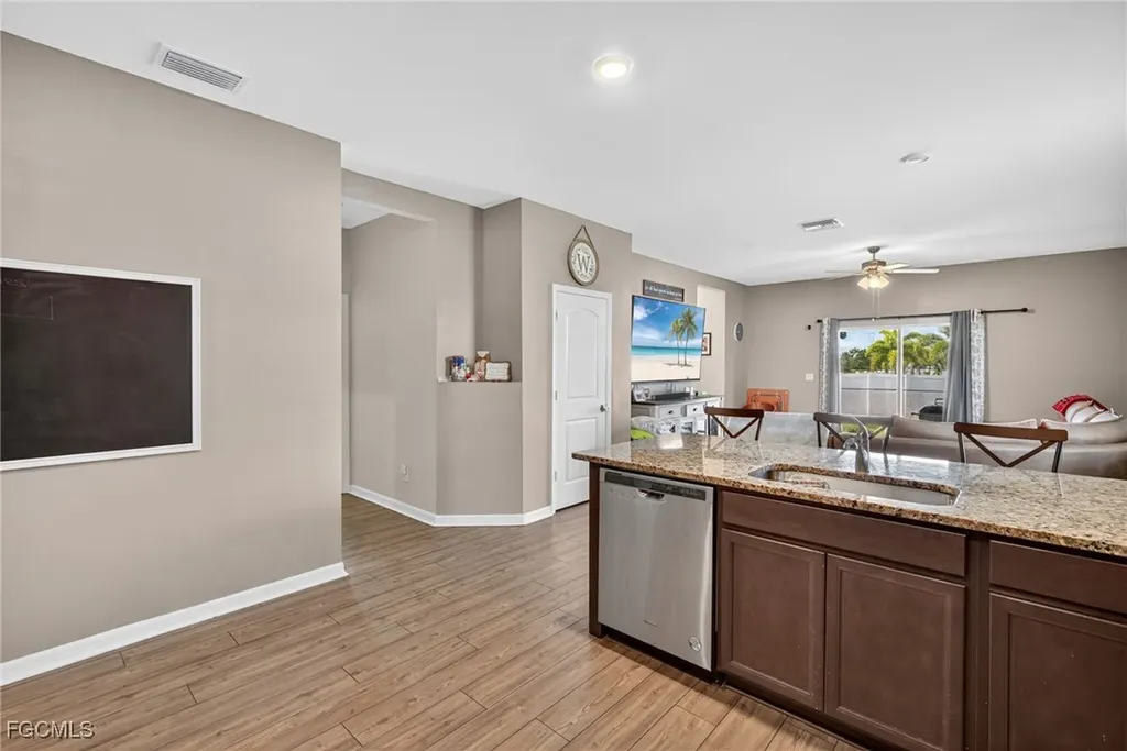 1821 NW 12th Terrace Cape Coral FL 33993