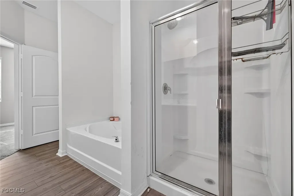 1821 NW 12th Terrace Cape Coral FL 33993