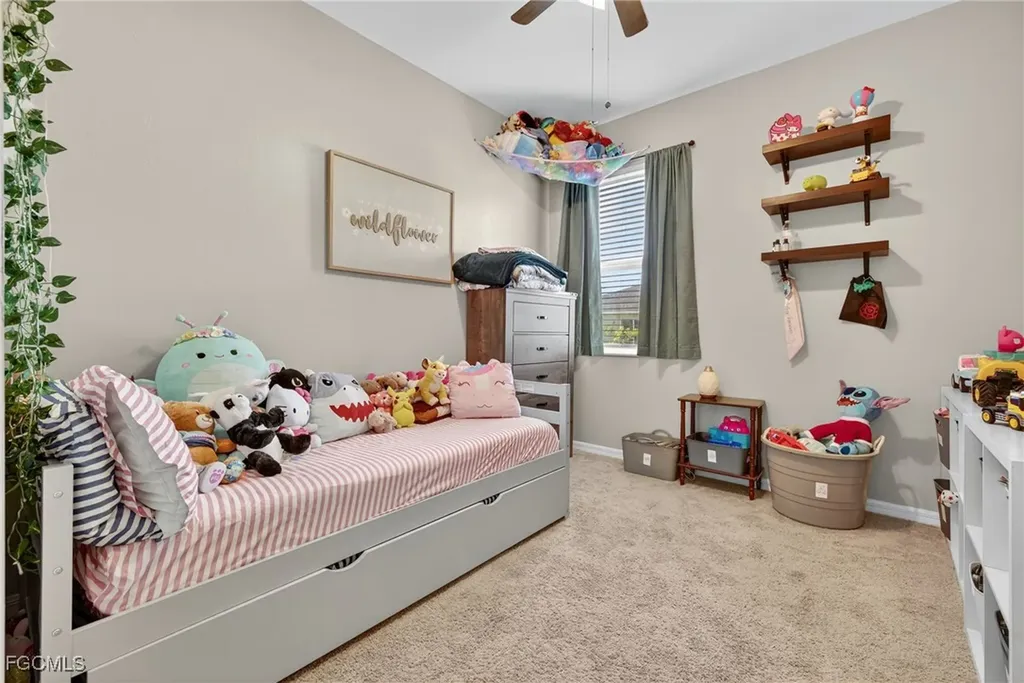 1821 NW 12th Terrace Cape Coral FL 33993