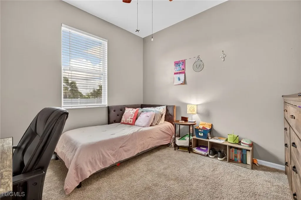 1821 NW 12th Terrace Cape Coral FL 33993