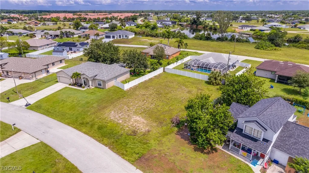 1853 NE 22nd Terrace Cape Coral FL 33909