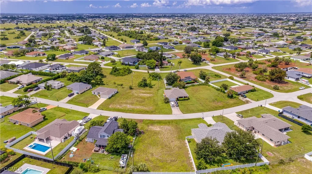 1853 NE 22nd Terrace Cape Coral FL 33909