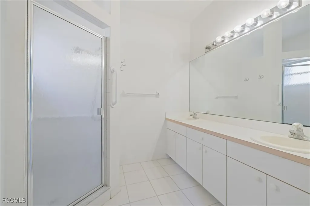 8207 Breton Circle Fort Myers FL 33912