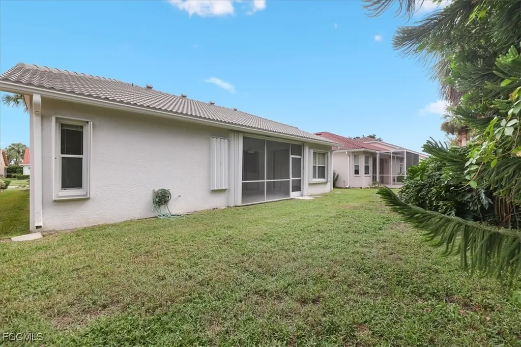 8207 Breton Circle Fort Myers FL 33912