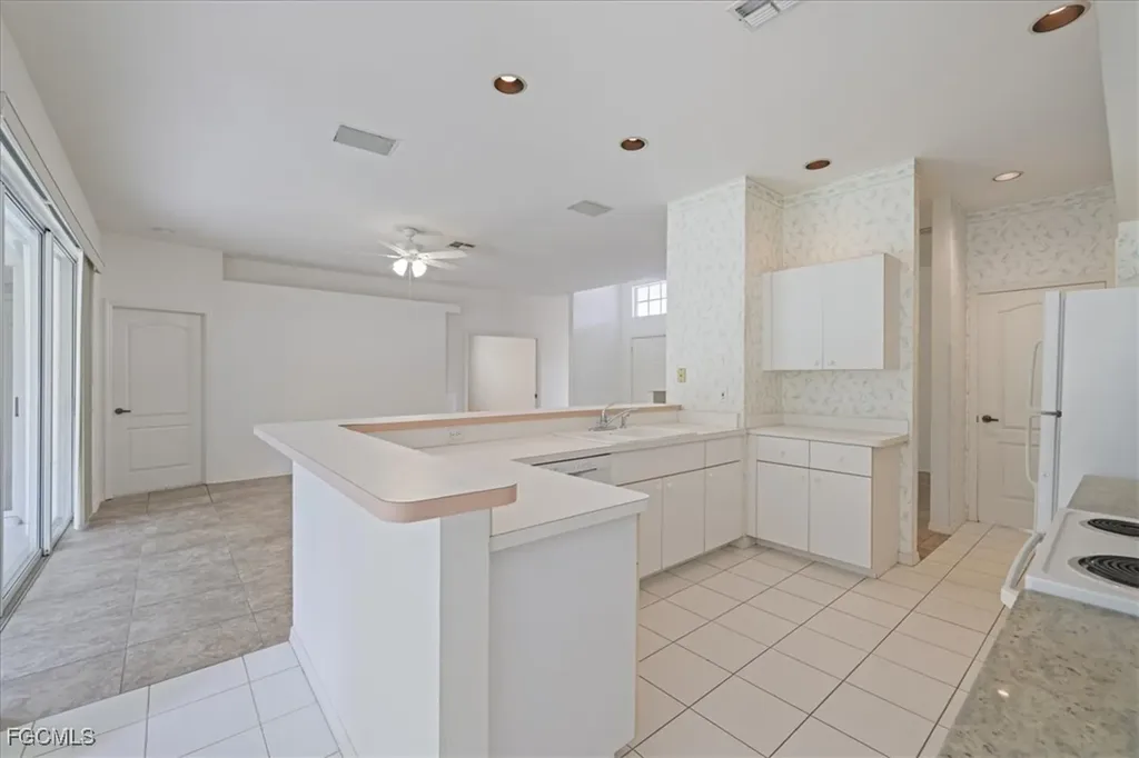 8207 Breton Circle Fort Myers FL 33912
