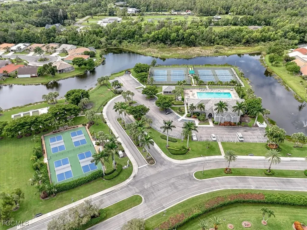 8207 Breton Circle Fort Myers FL 33912