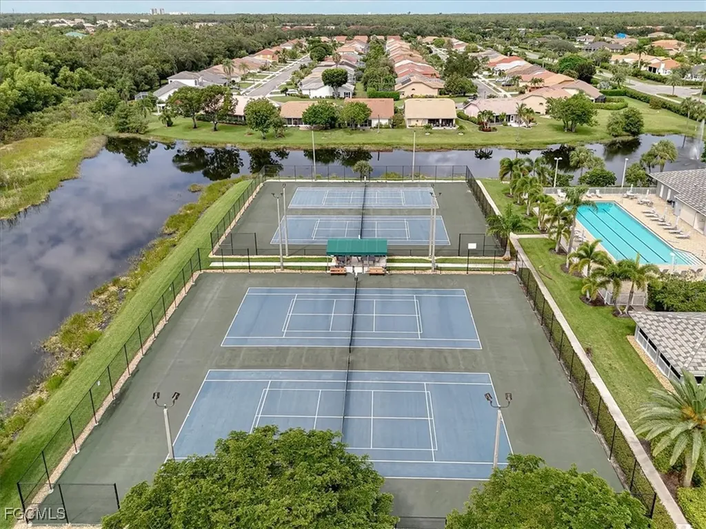 8207 Breton Circle Fort Myers FL 33912