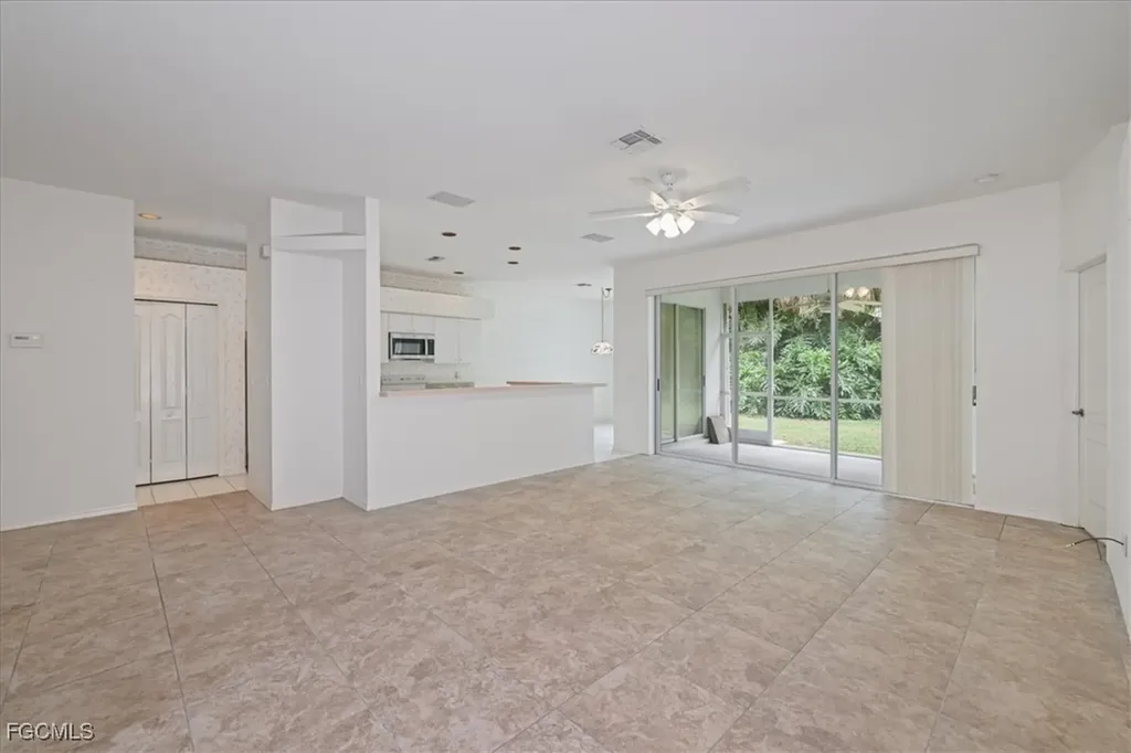 8207 Breton Circle Fort Myers FL 33912