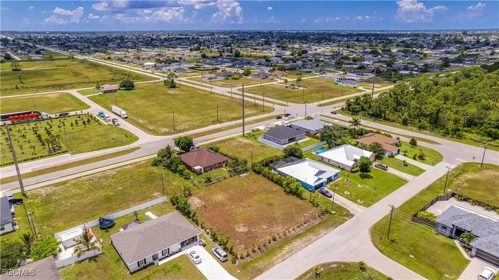 1514 NW 24th Terrace Cape Coral FL 33993