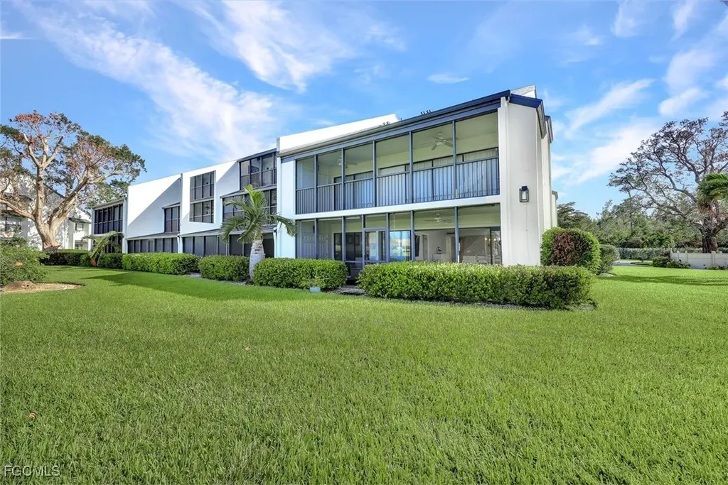 16484 Timberlakes Drive Fort Myers FL 33908