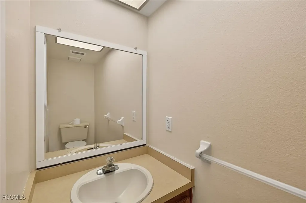 4641 SW Santa Barbara Place Cape Coral FL 33914