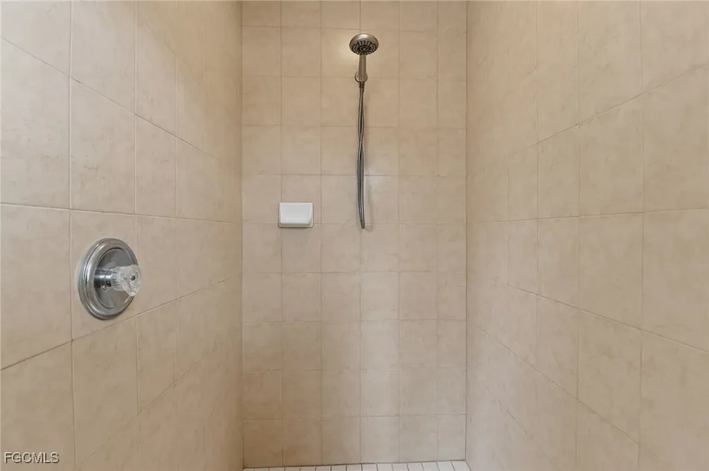 3728 SW 3rd Street Cape Coral FL 33991