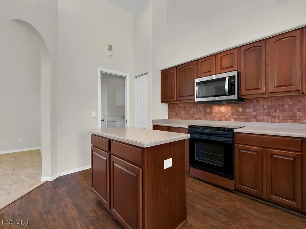 1442 SW 58th Terrace Cape Coral FL 33914