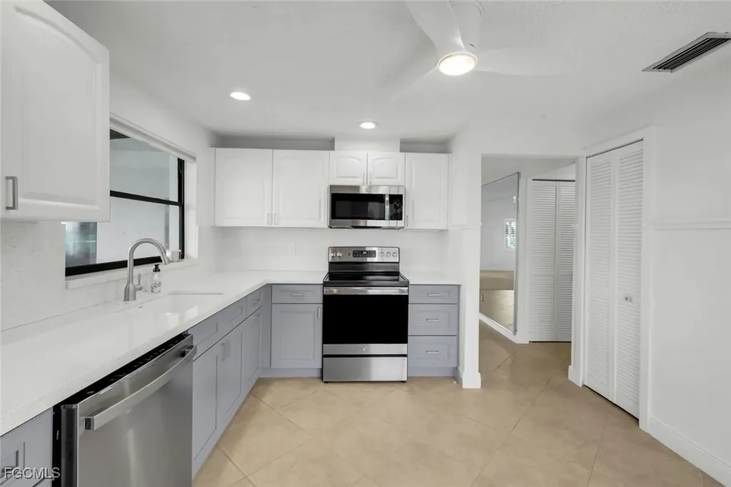 16743 Pheasant Court Fort Myers FL 33908