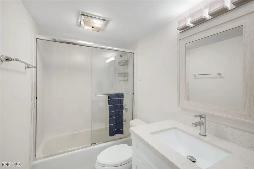 16743 Pheasant Court Fort Myers FL 33908