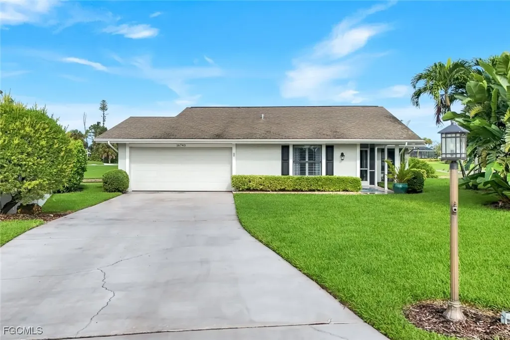 16743 Pheasant Court Fort Myers FL 33908
