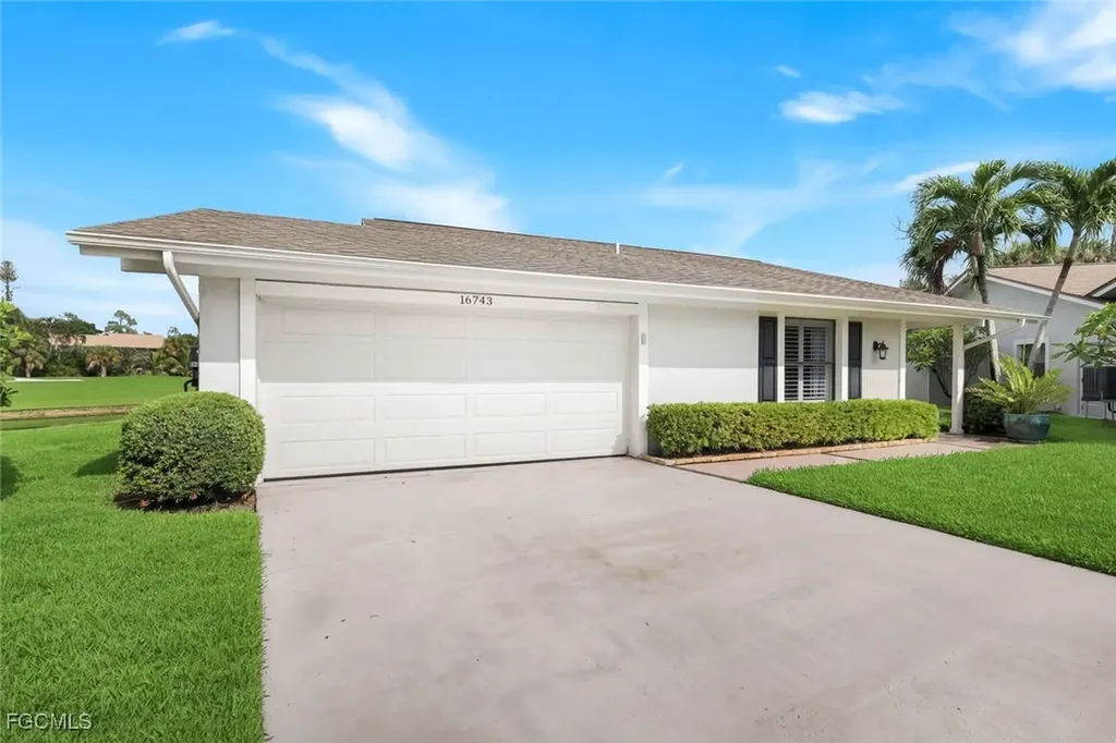 16743 Pheasant Court Fort Myers FL 33908