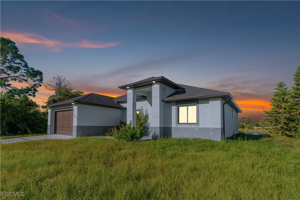 3340 NE 19th Avenue Cape Coral FL 33909