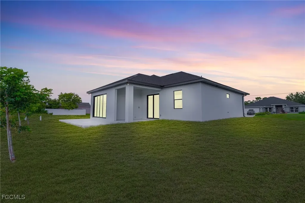 2507 NW 25th Street Cape Coral FL 33993