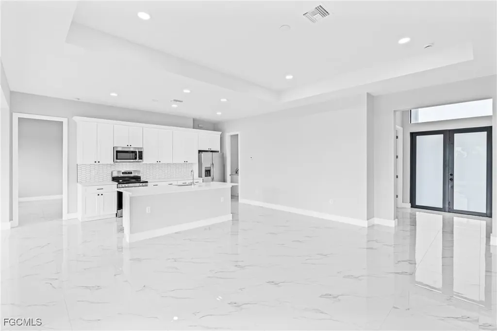 2507 NW 25th Street Cape Coral FL 33993